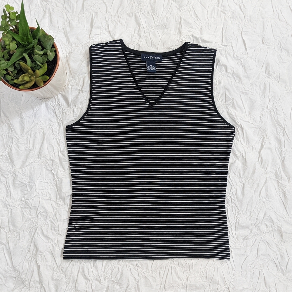 Ann Taylor V-neck tank
